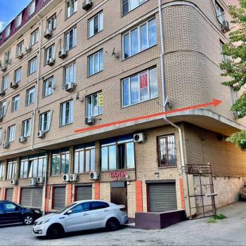 Продается 3-х комнатная квартира, 135 м²