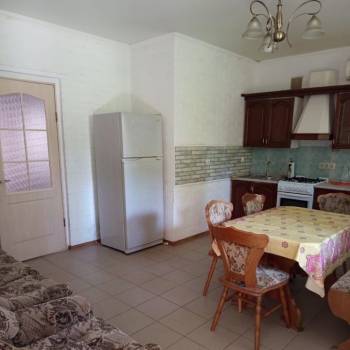 Сдается 2-х комнатная квартира, 75 м²