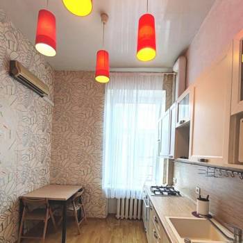Продается 1-комнатная квартира, 38 м²