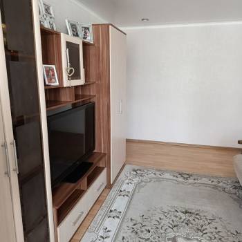 Продается 3-х комнатная квартира, 57,7 м²