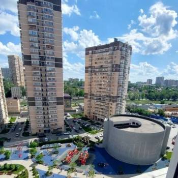 Продается 1-комнатная квартира, 39 м²
