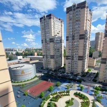 Продается 1-комнатная квартира, 39 м²