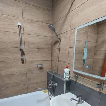 Продается 1-комнатная квартира, 39 м²