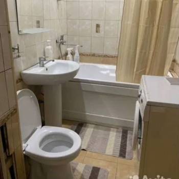 Продается 1-комнатная квартира, 36 м²