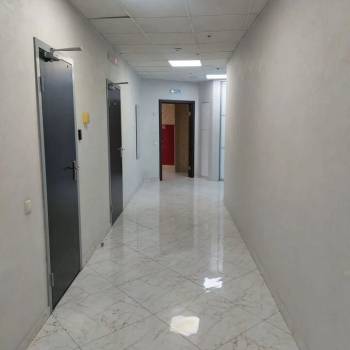 Сдается Нежилое помещение, 240 м²