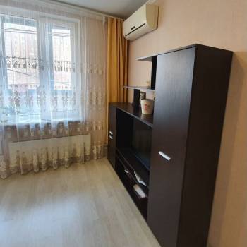 Продается 1-комнатная квартира, 27 м²