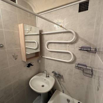 Сдается 2-х комнатная квартира, 42 м²
