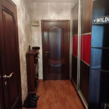 Продается 1-комнатная квартира, 50 м²