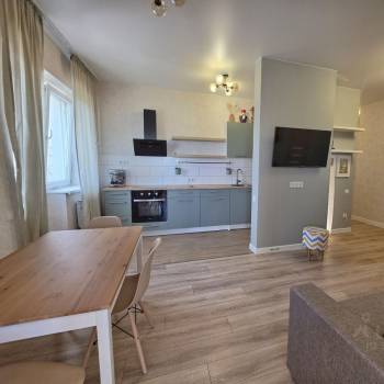 Сдается 2-х комнатная квартира, 56 м²