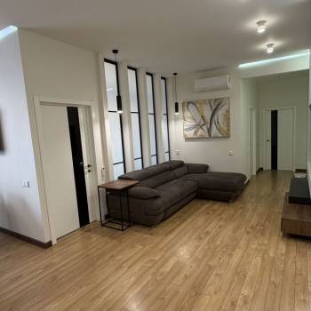 Продается 3-х комнатная квартира, 109 м²