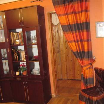 Продается Многокомнатная квартира, 80 м²