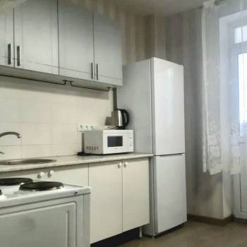 Продается 1-комнатная квартира, 38 м²