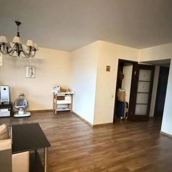 Сдается 2-х комнатная квартира, 65 м²
