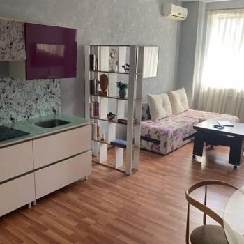 Продается Многокомнатная квартира, 140 м²