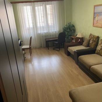 Продается Многокомнатная квартира, 140 м²