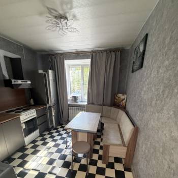 Сдается 1-комнатная квартира, 43 м²