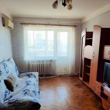 Сдается 1-комнатная квартира, 32 м²