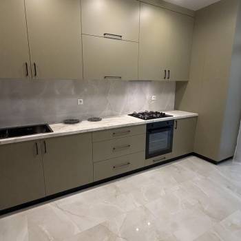 Продается 1-комнатная квартира, 37 м²