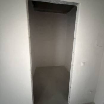 Продается 1-комнатная квартира, 32 м²