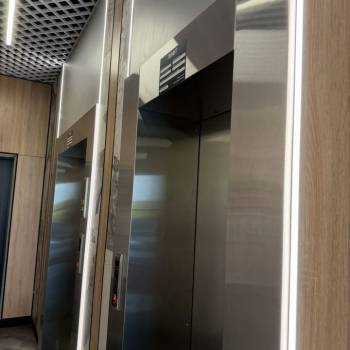 Продается 1-комнатная квартира, 32 м²