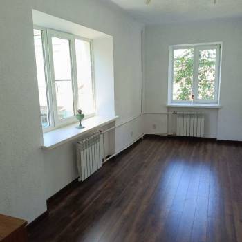 Продается 3-х комнатная квартира, 58 м²