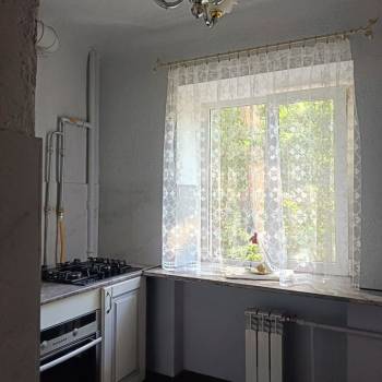 Продается 3-х комнатная квартира, 58 м²