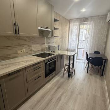 Сдается 1-комнатная квартира, 40 м²