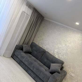 Сдается 1-комнатная квартира, 42 м²