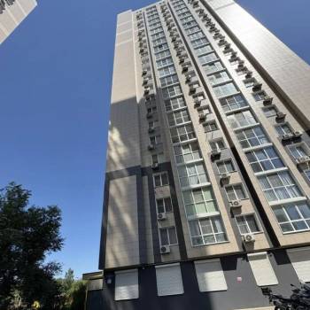 Продается 1-комнатная квартира, 44 м²