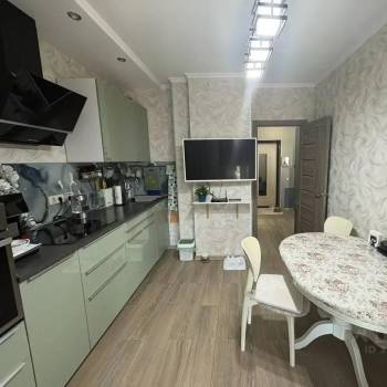 Продается 1-комнатная квартира, 44 м²