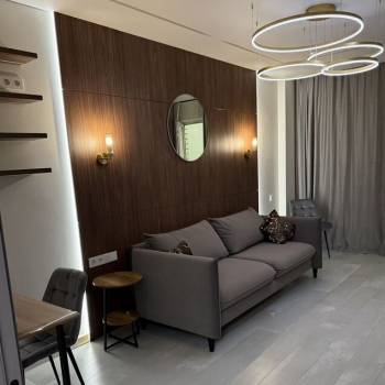 Сдается 1-комнатная квартира, 37 м²