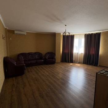Сдается 2-х комнатная квартира, 87 м²