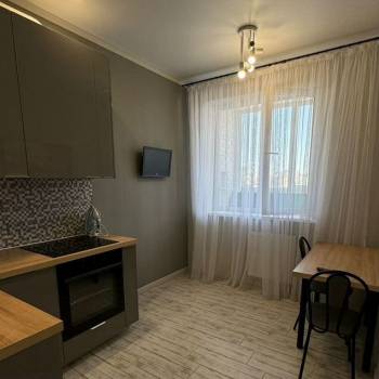Сдается 1-комнатная квартира, 41 м²