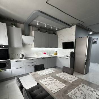 Продается 2-х комнатная квартира, 69,7 м²