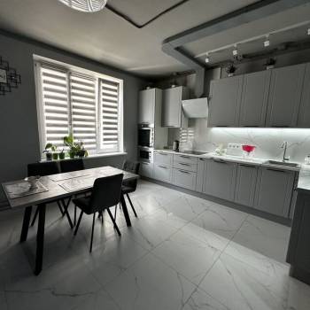 Продается 2-х комнатная квартира, 69,7 м²