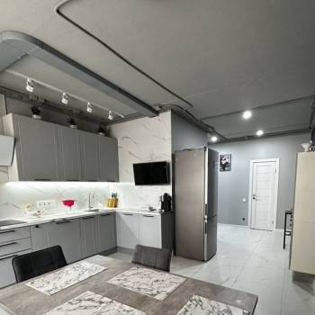 Продается 2-х комнатная квартира, 69,7 м²
