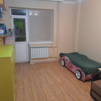 Сдается 1-комнатная квартира, 42 м²