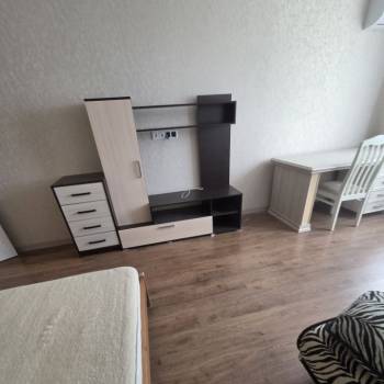 Сдается 1-комнатная квартира, 46 м²