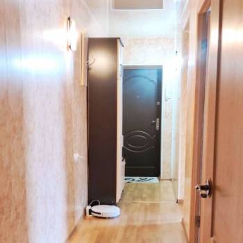 Сдается Многокомнатная квартира, 60 м²