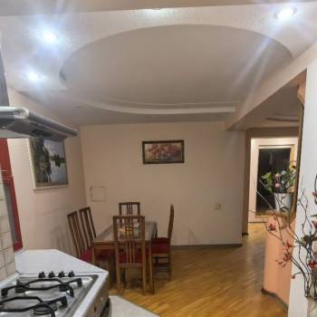 Сдается Многокомнатная квартира, 100 м²