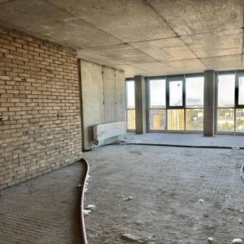 Продается 3-х комнатная квартира, 171,8 м²