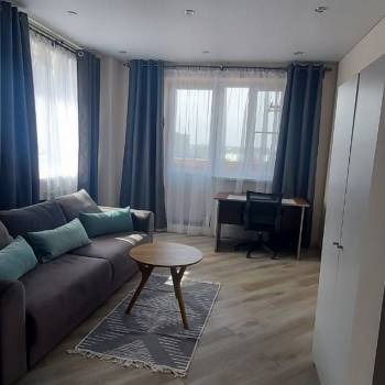 Сдается 1-комнатная квартира, 46 м²