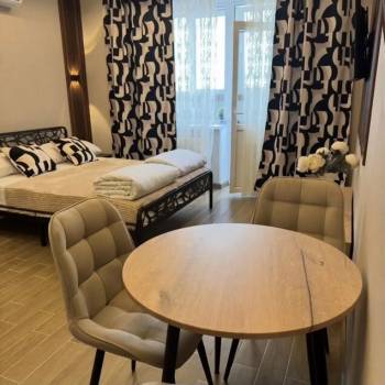 Продается 1-комнатная квартира, 35 м²
