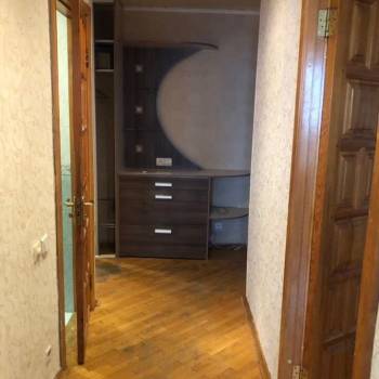 Сдается Многокомнатная квартира, 80 м²