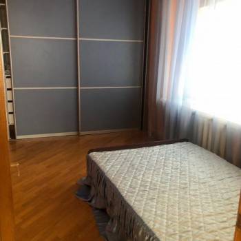 Сдается Многокомнатная квартира, 80 м²