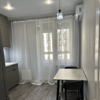 Сдается 1-комнатная квартира, 37 м²