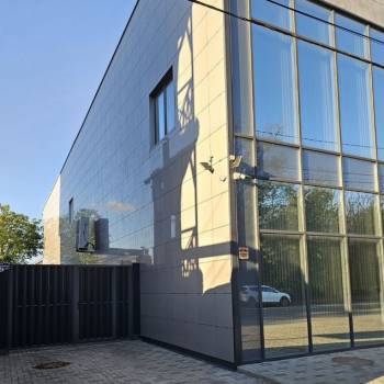 Сдается Нежилое помещение, 356 м²