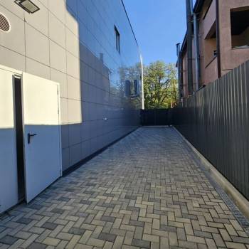 Сдается Нежилое помещение, 356 м²