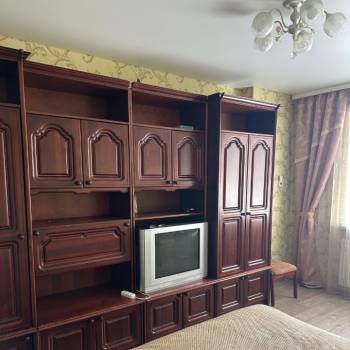 Сдается 1-комнатная квартира, 42 м²