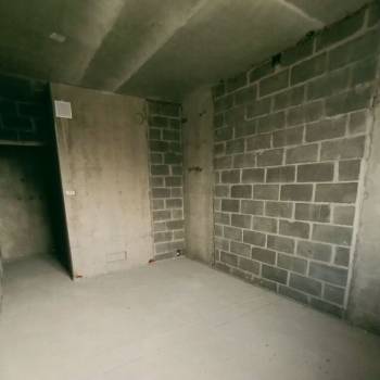 Продается 1-комнатная квартира, 42 м²